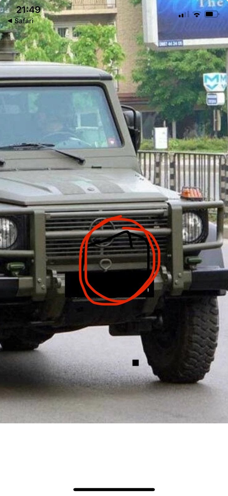 Mercedes g klasse sleepoog /trekhaakoog w460 w643, Auto-onderdelen, Ophalen of Verzenden, Voor, Mercedes-Benz, Bumper