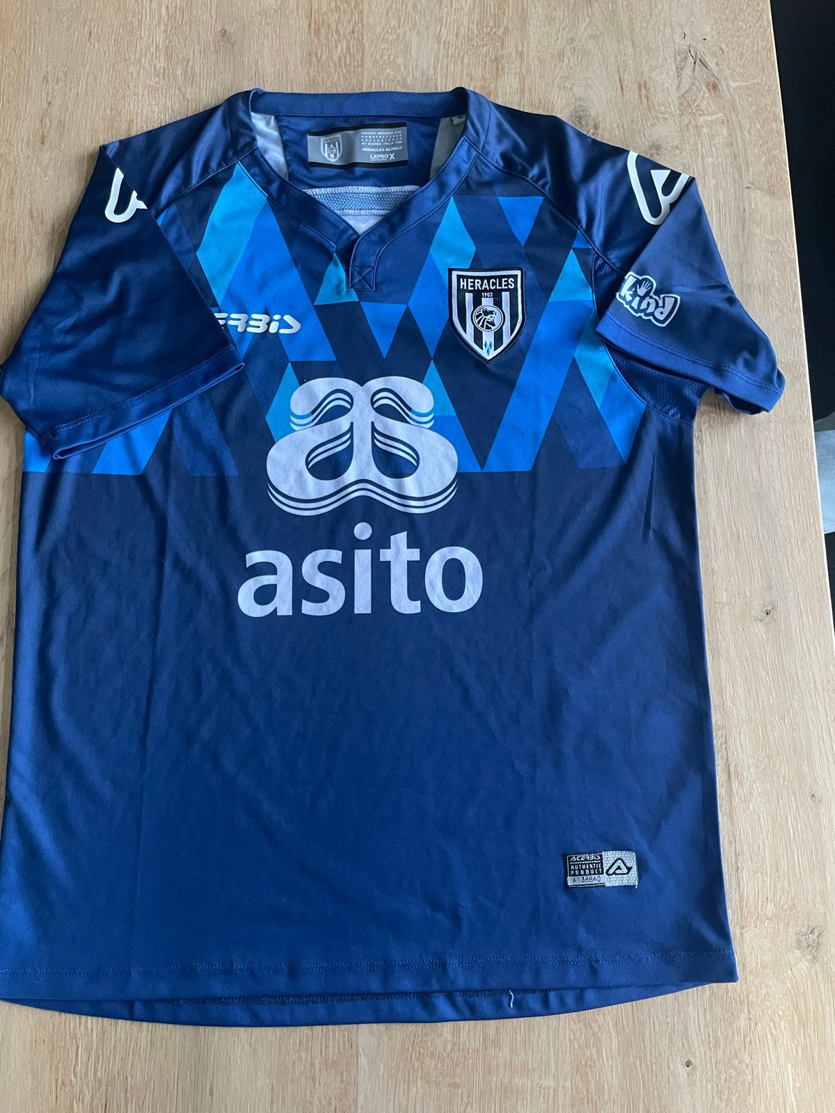Heracles Almelo Thuisshirt 2022/2023 Maat M, Maat M, Ophalen of Verzenden, Zo goed als nieuw, Shirt