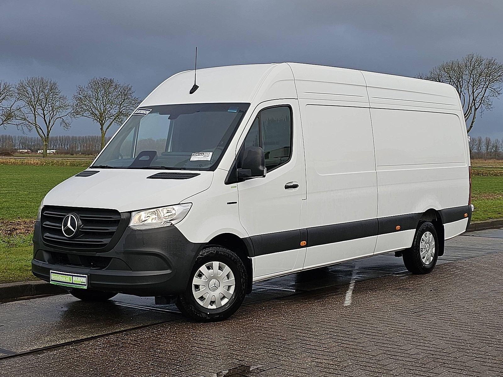 Mercedes-Benz eSprinter 81kWh 300Km WLTP L3H2 136Pk 270Gr-Ac, Automaat, 81 kWh, 2741 kg, Wit