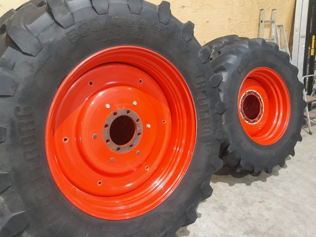 Complete wielen (banden + velgen) maat 580x70R42 /480x70R30, Ophalen