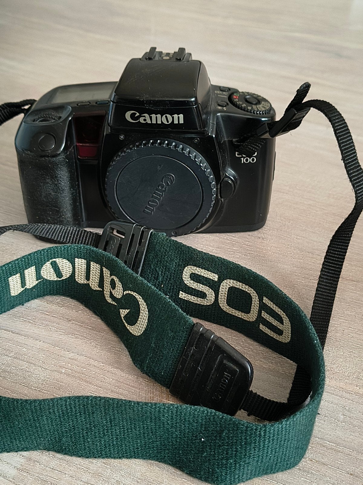 Canon EOS 100 Kleinbeeld Spiegelreflexcamera, Ophalen of Verzenden