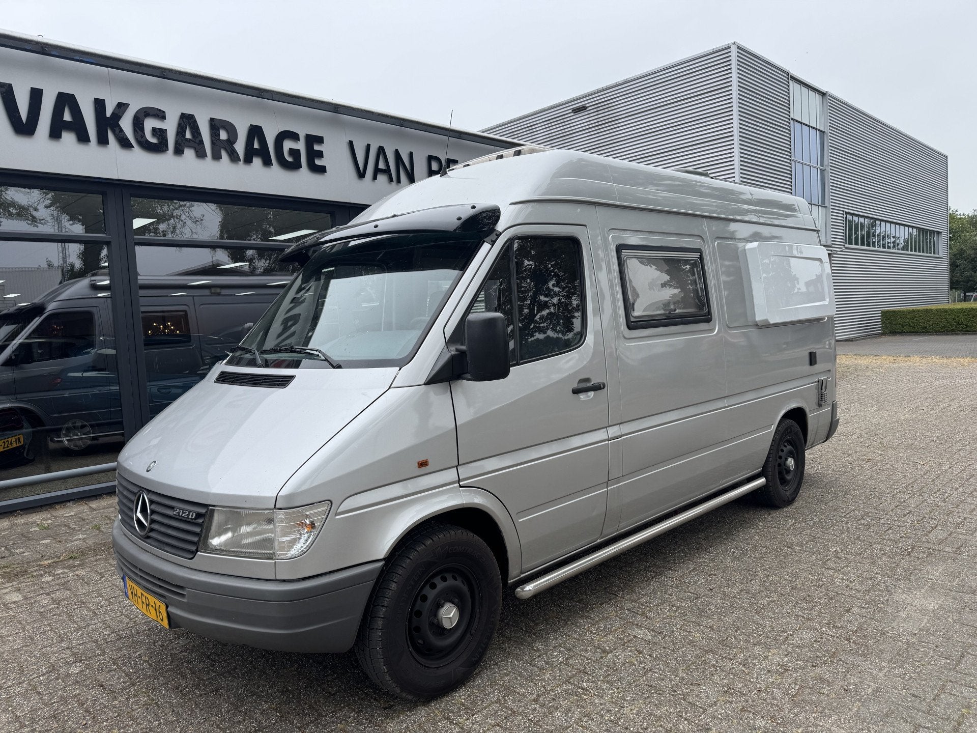 Mercedes-Benz 212 D MERCEDES SPRINTER BUSCAMPER NETTE BUSCAM, Mercedes-Benz, Bedrijf, Diesel, Verkoop@vakgaragebonhof.nl