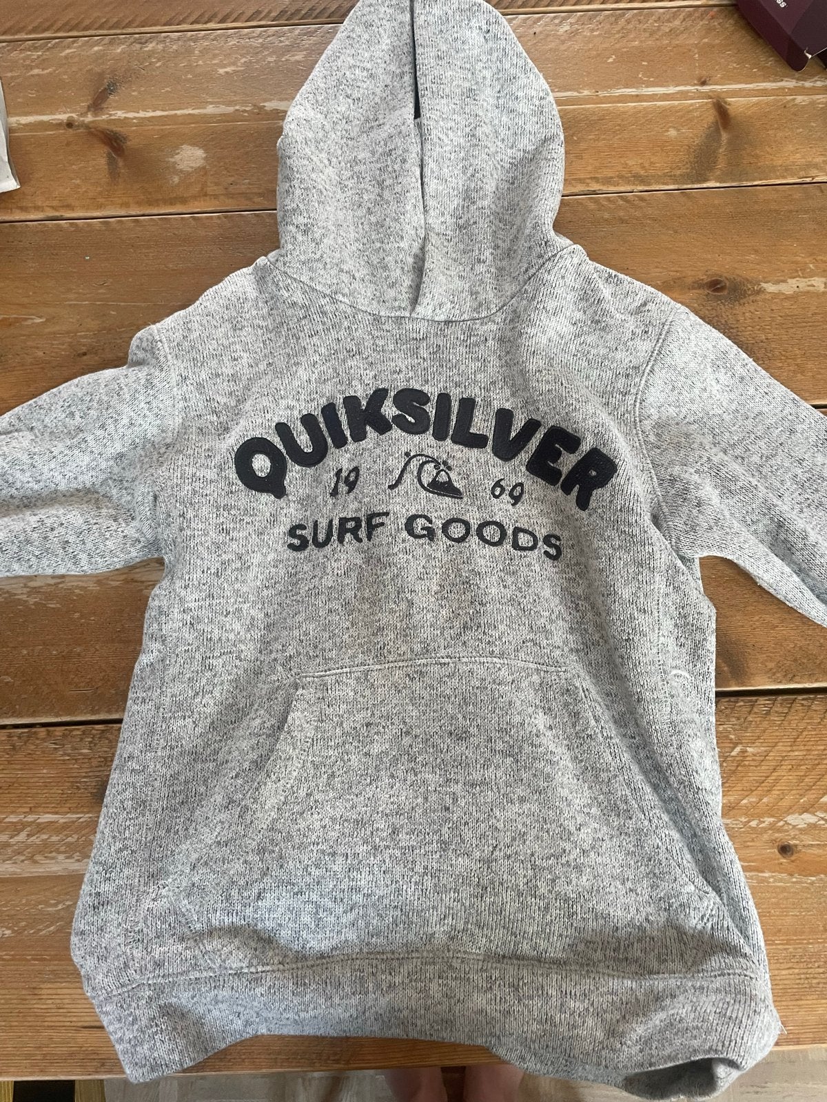 Quiksilver Hoodie - Grijs - Maat M, Ophalen of Verzenden, Zo goed als nieuw, Maat 48/50 (M), Grijs
