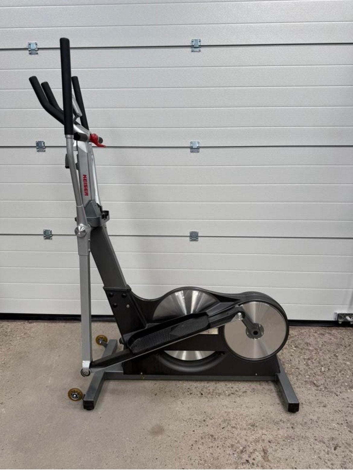 Keiser M5 Crosstrainer / Cross trainer / 3 stuks op voorraad, Sport en Fitness, Ophalen, Benen, Gebruikt, -