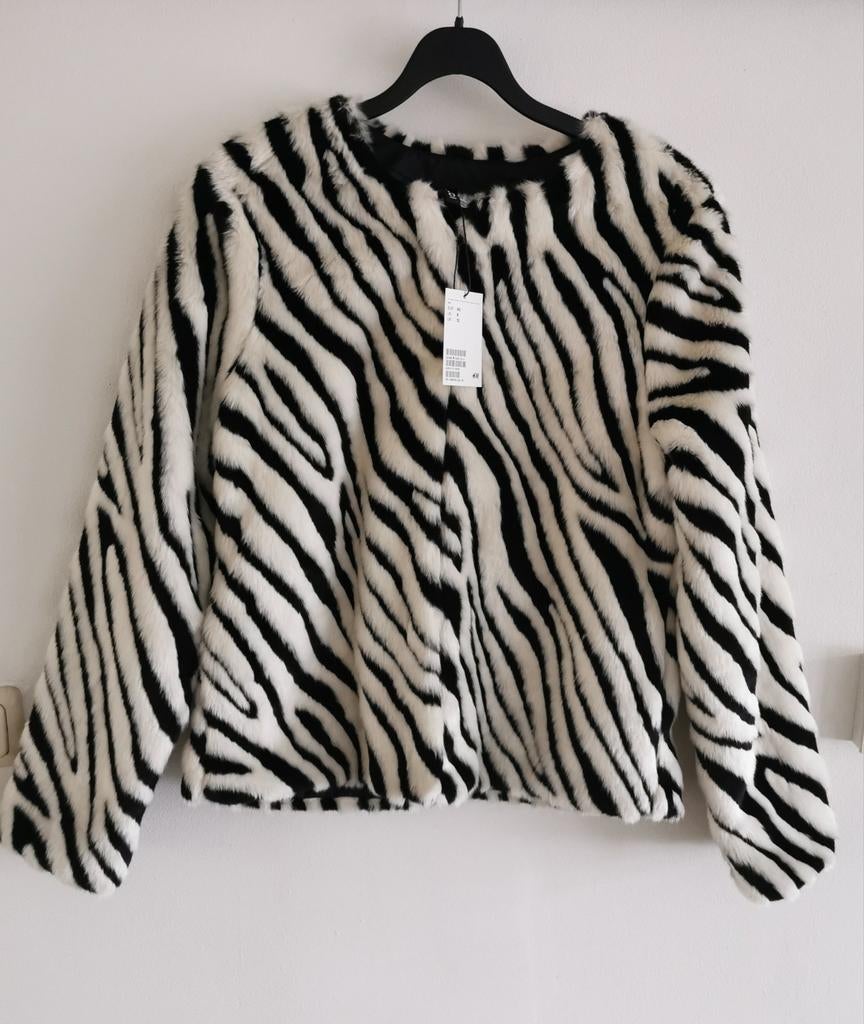 H&M imitatie bontjas mt. 40, Maat 38/40 (M), H&M, Overige kleuren, Verzenden