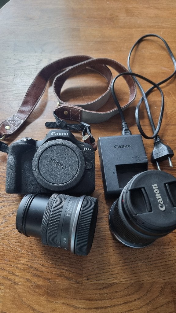 Canon EOS R100 + RF=S 18-45mm IS STM, Audio, Tv en Foto, Fotocamera's Digitaal, Canon, Ophalen of Verzenden, Systeemcamera, Minder dan 4 keer