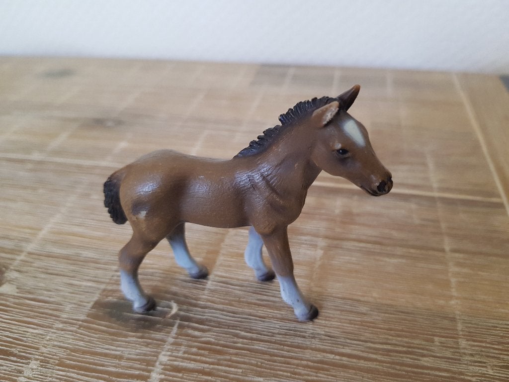 Schleich 13277 Hannoveraan veulen paard, Ophalen of Verzenden, Zo goed als nieuw