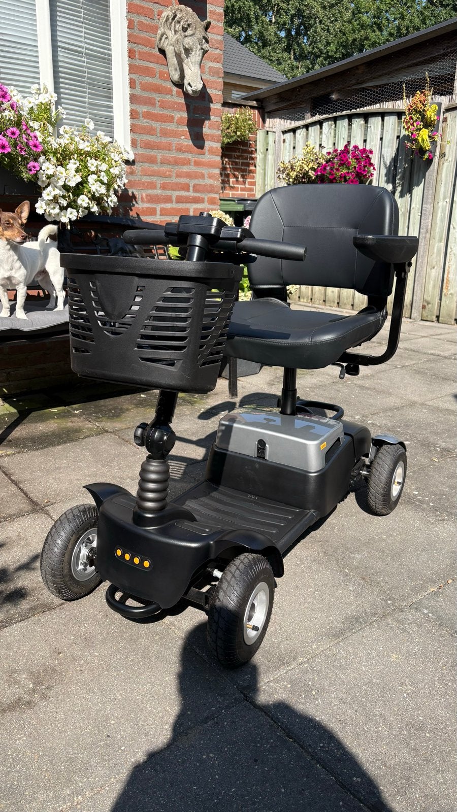 Scootmobiel Vivo NIEUW, Ophalen, Life and Mobility, 10 km/u of minder, Nieuw