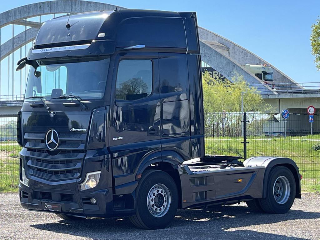 Mercedes-Benz Actros 1845 LS | GigaSpace | Parking cooler |, Automaat, Stof, Blauw, Mercedes-Benz
