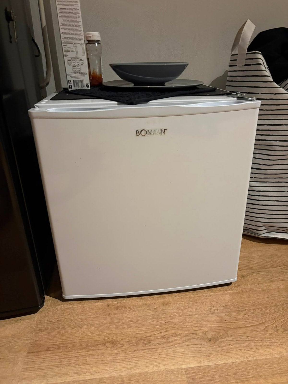 Boman vriezer 31 Liter, Ophalen, Zo goed als nieuw, Minder dan 60 cm
