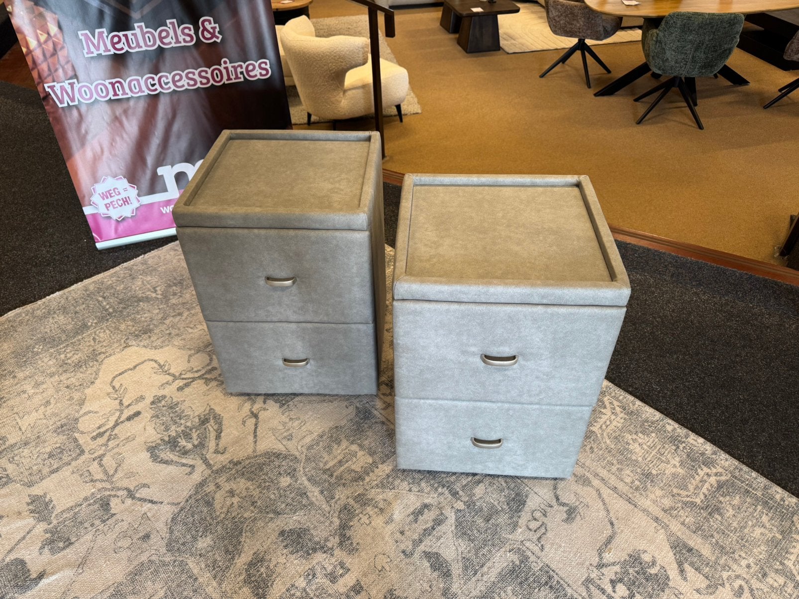 Nachtkastje Grijs 2 stuks  2 laden Direct/Leverbaar E-7407, Ophalen, Minder dan 45 cm, Nieuw, 55 tot 70 cm