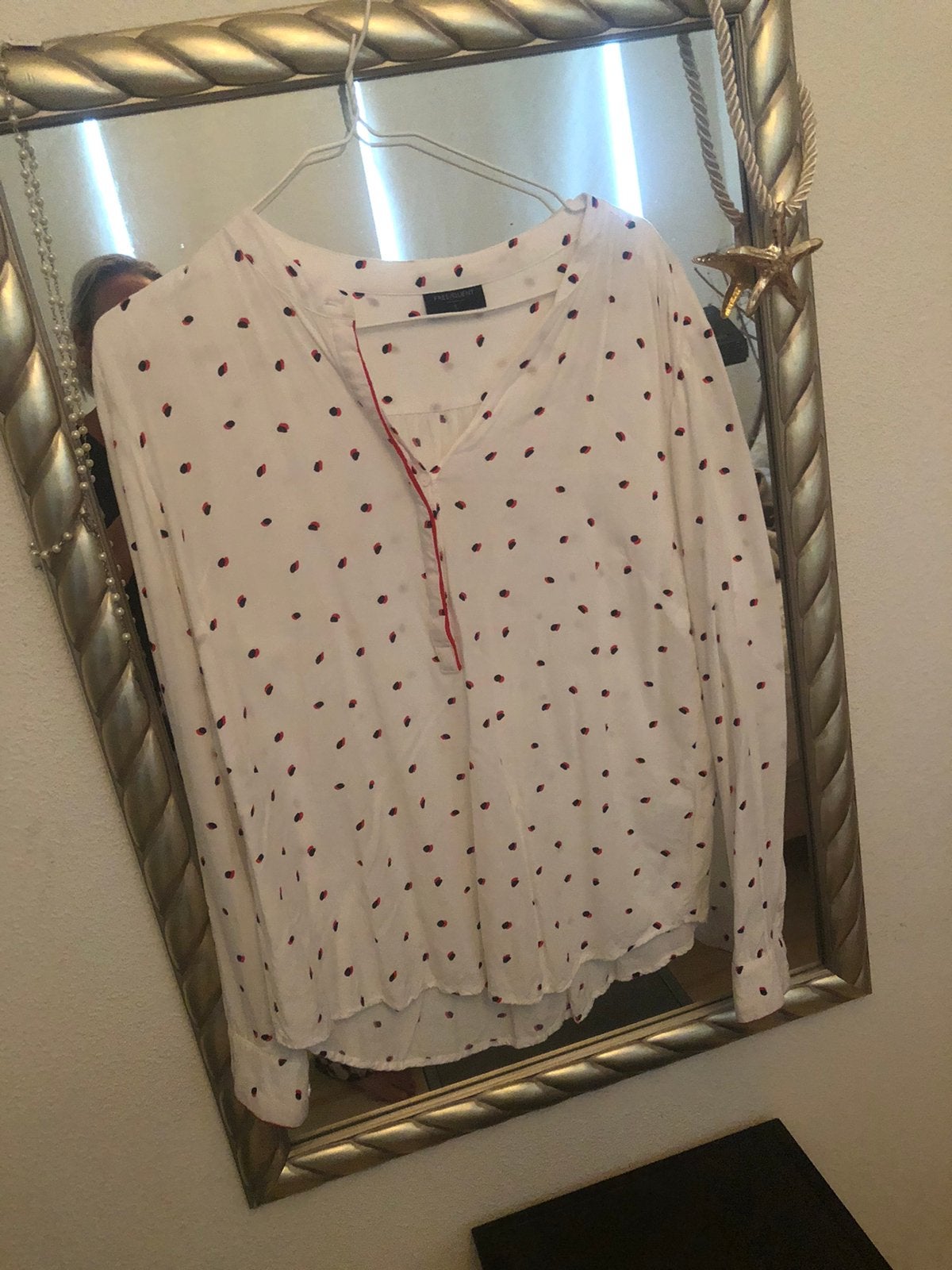 Free/quent blouse met stippen, maat L, Kleding | Dames, Blouses en Tunieken, Ophalen of Verzenden, Zo goed als nieuw, Maat 42/44 (L)