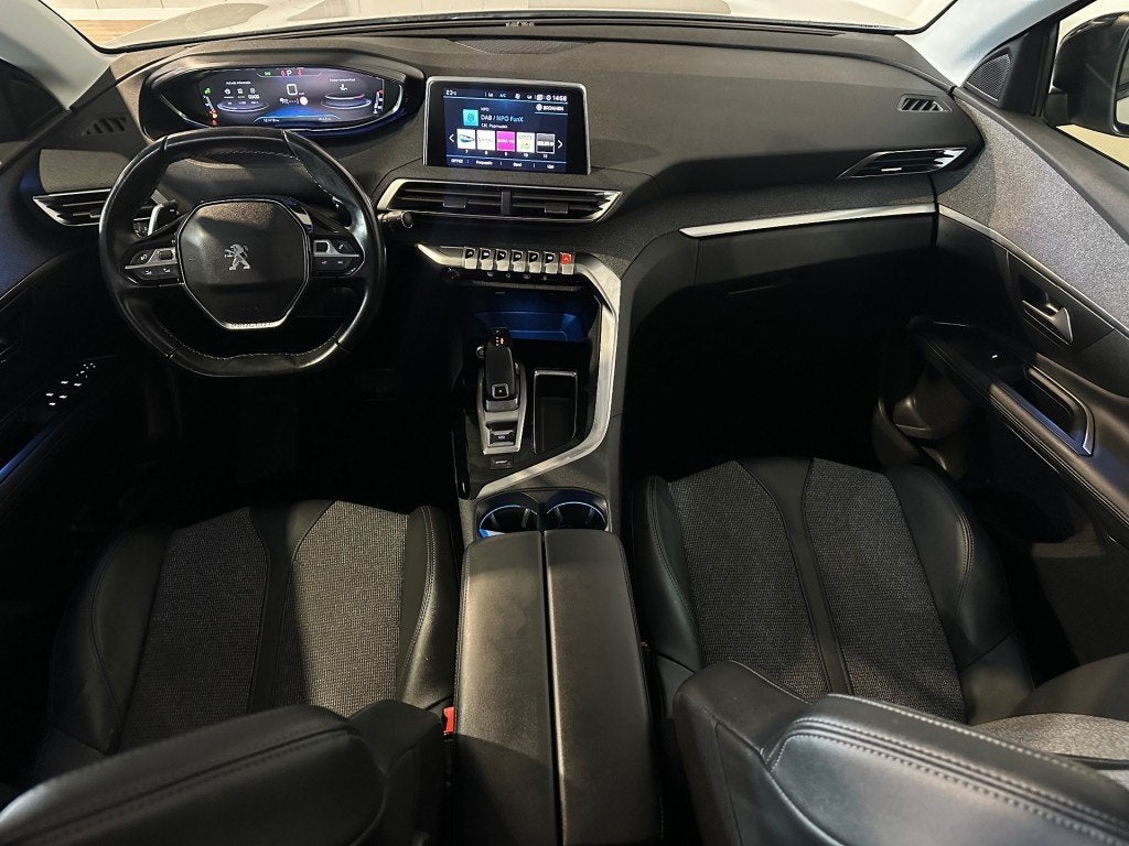 Peugeot 3008 1.2 PURETECH ALLURE l NAP l 360CAM l TRKHAAK l, Gebruikt, 1199 cc, Met garantie (alle), Wit