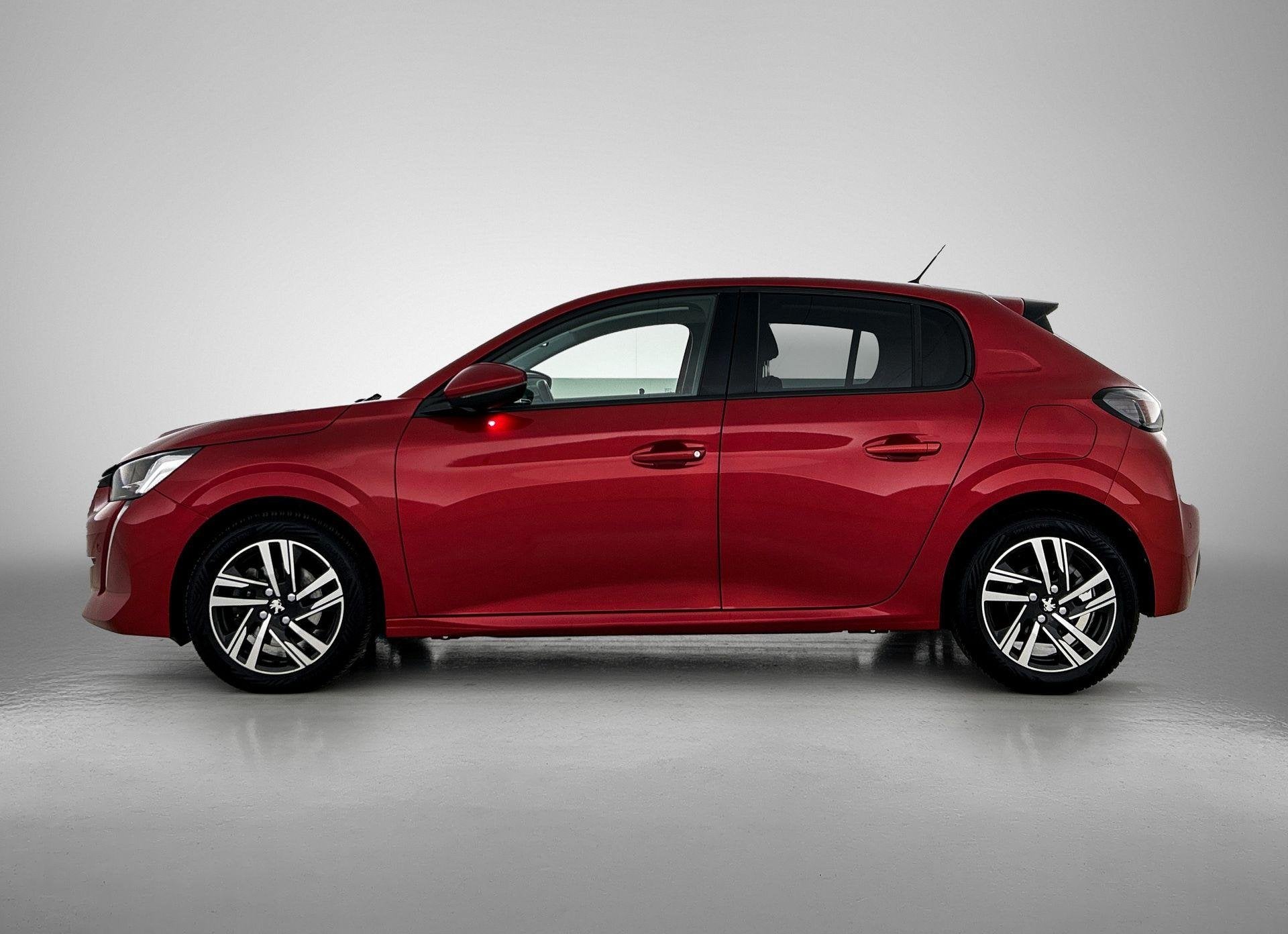 Peugeot 208 1.2 PureTech GT-Line | airco automatisch | Apple, Voorwielaandrijving, Gebruikt, Euro 6, Leder en Stof