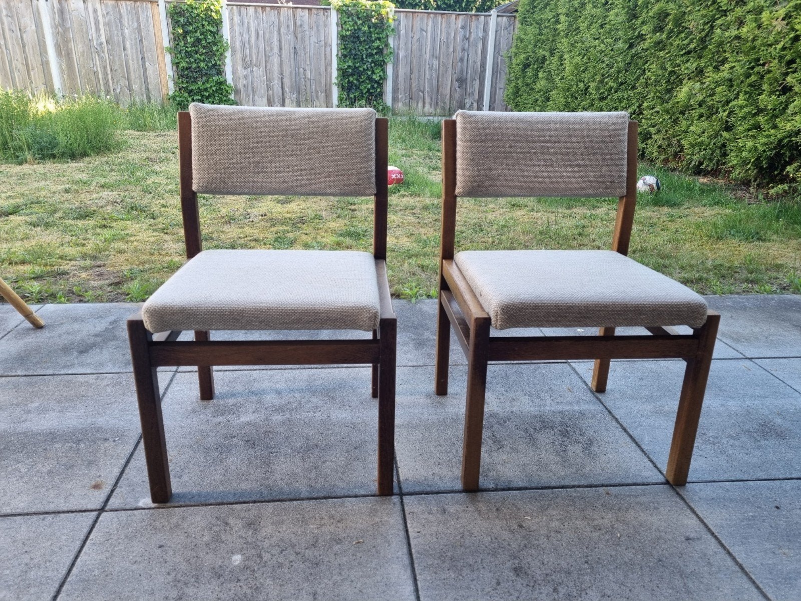 Twee vintage Pastoe stoelen, Ophalen