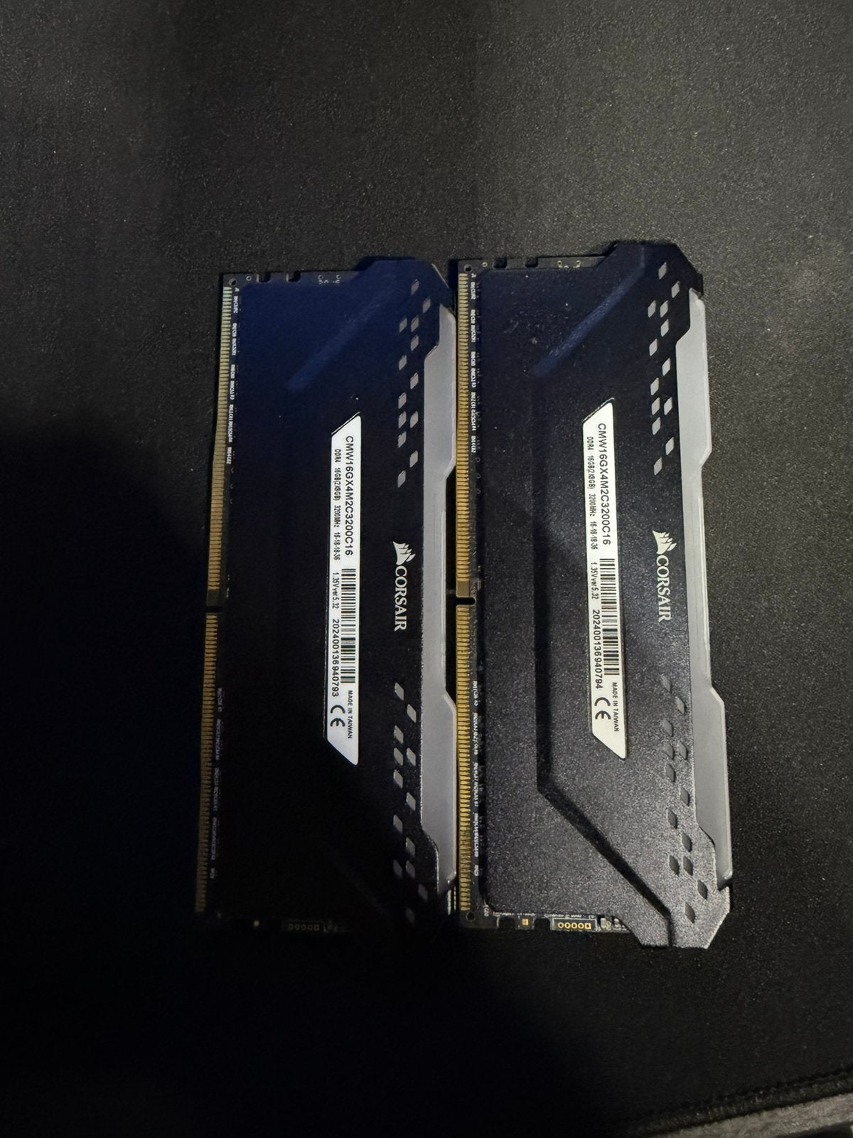 16GB Corsair Vengeance RGB Pro DDR4 2x8gb 3200mhz RAM, Ophalen of Verzenden, Zo goed als nieuw, DDR4, Desktop