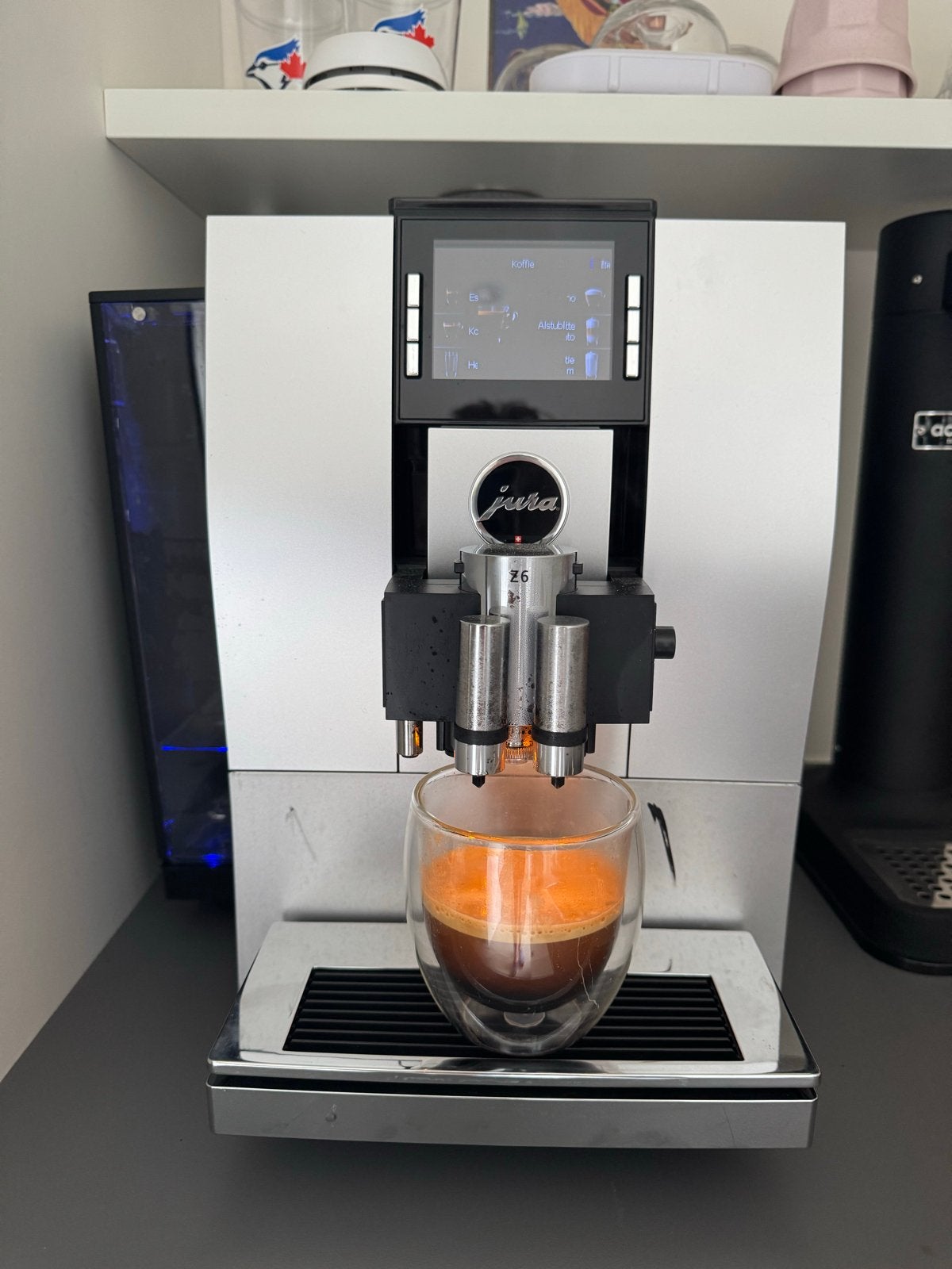 Jura Z6 Koffiemachine - Luxe Volautomaat, Ophalen, Afneembaar waterreservoir, Gebruikt, 10 kopjes of meer