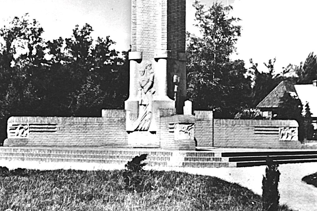 968532	Oosterbeek	Airbornemonument	1958, Verzamelen, Ansichtkaarten | Nederland, Ophalen of Verzenden, 1940 tot 1960, Gelopen