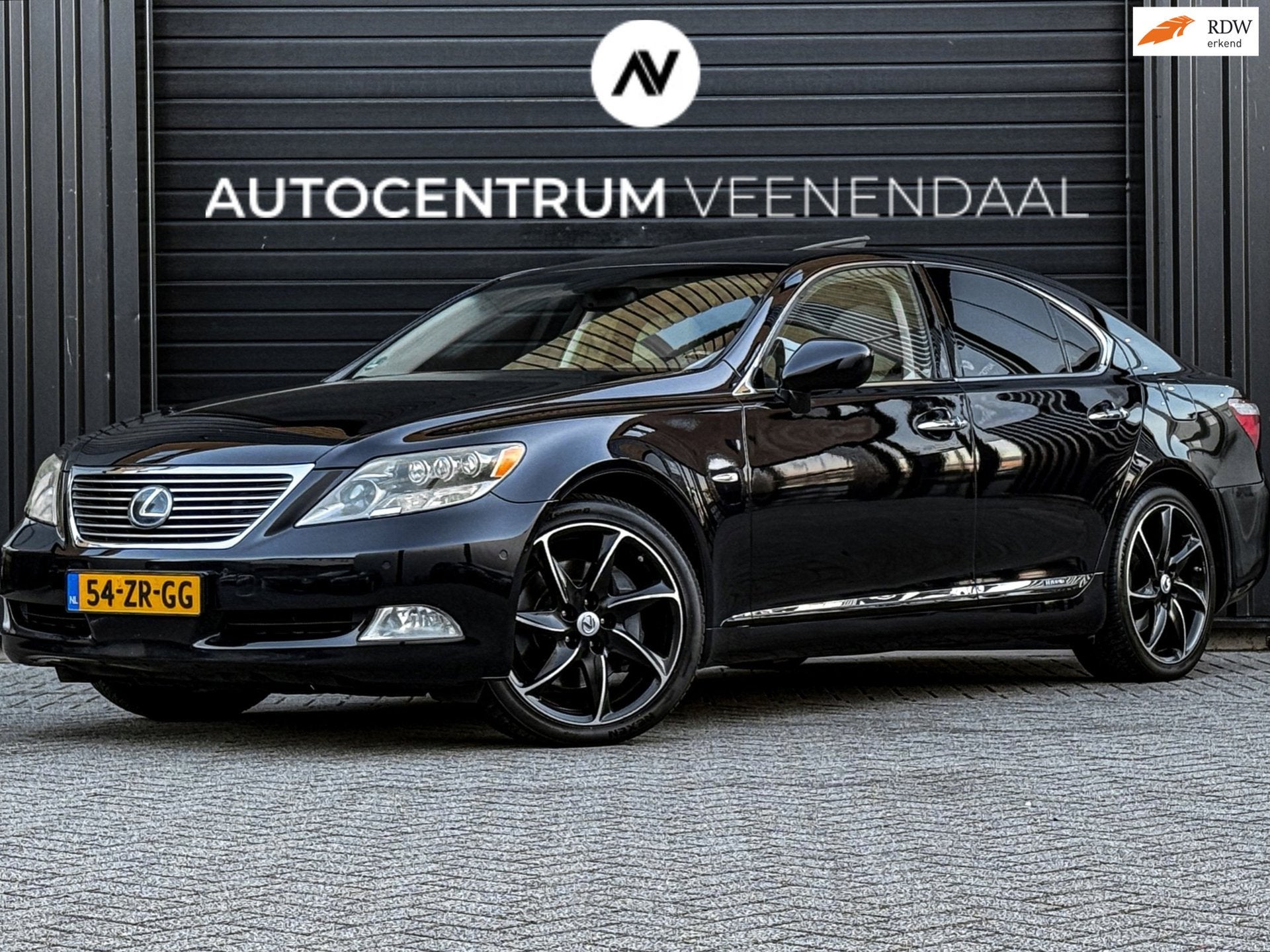 Lexus LS 600h Executive V8 445 PK PANO/SOFTCLOSE/LEDER/CARPL, Auto's, Automaat, Dealer onderhouden, Gebruikt, 2245 kg