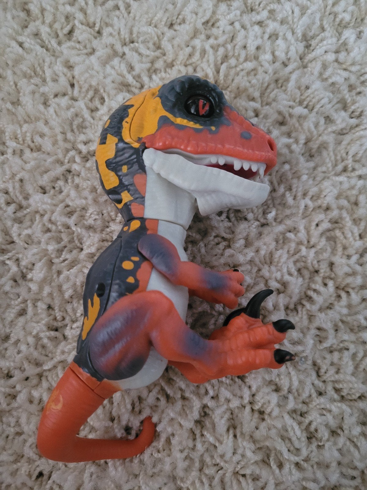 Fingerlings dino, Ophalen of Verzenden, Zo goed als nieuw