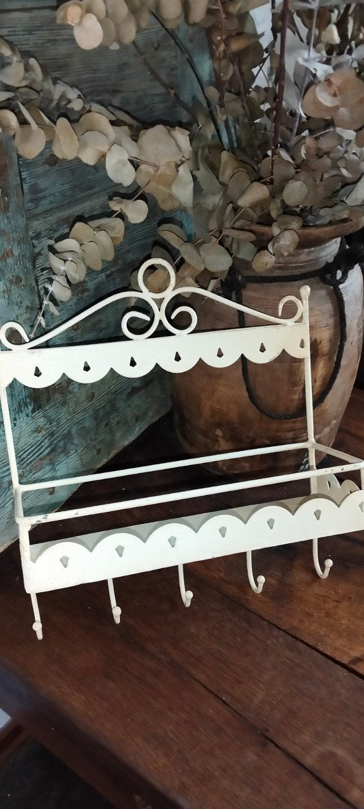 Leuk brocante sleutelrekje rekje opbergrek metaal wit, Ophalen of Verzenden
