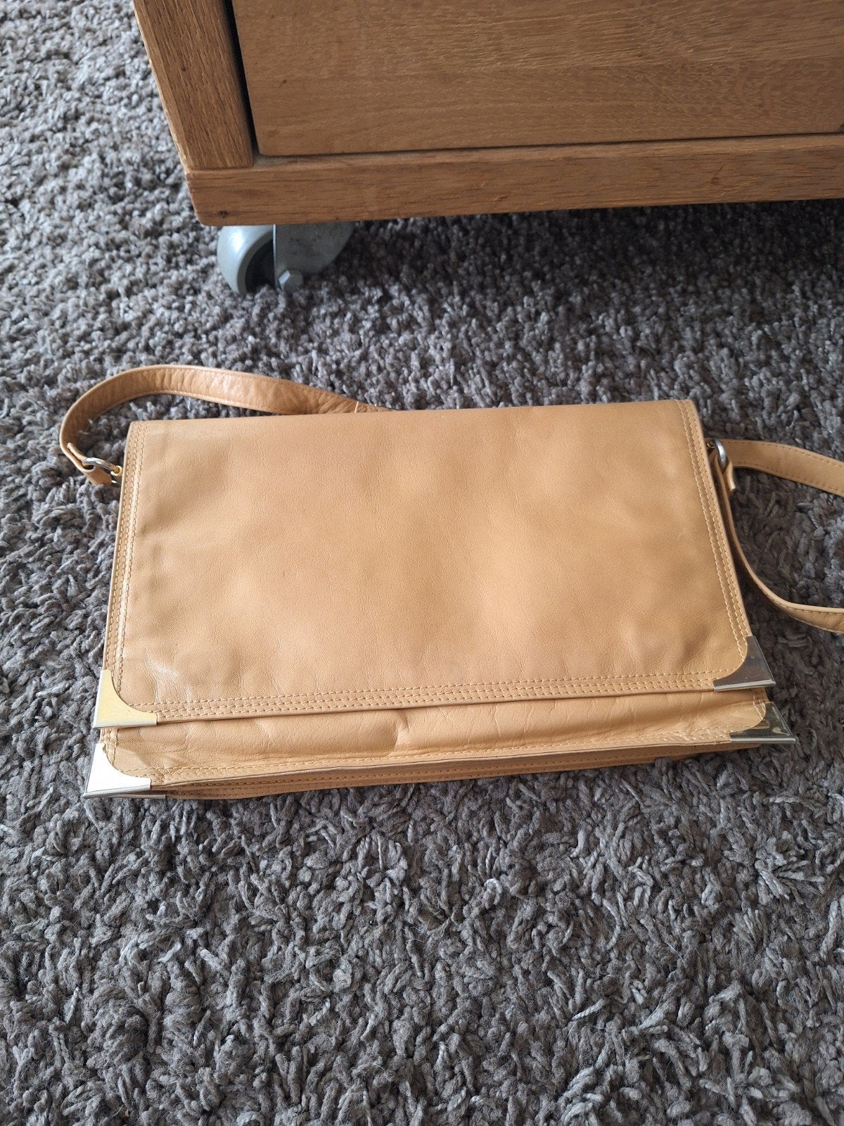 Mooie beige leren handtas/schoudertasje, Ophalen of Verzenden, Gebruikt, Beige, Handtas
