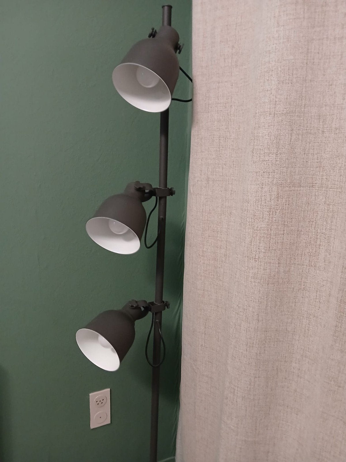 Moderne vloerlamp met 3 verstelbare spots - Grijs, Ophalen, E14 (klein), Zo goed als nieuw, Metaal