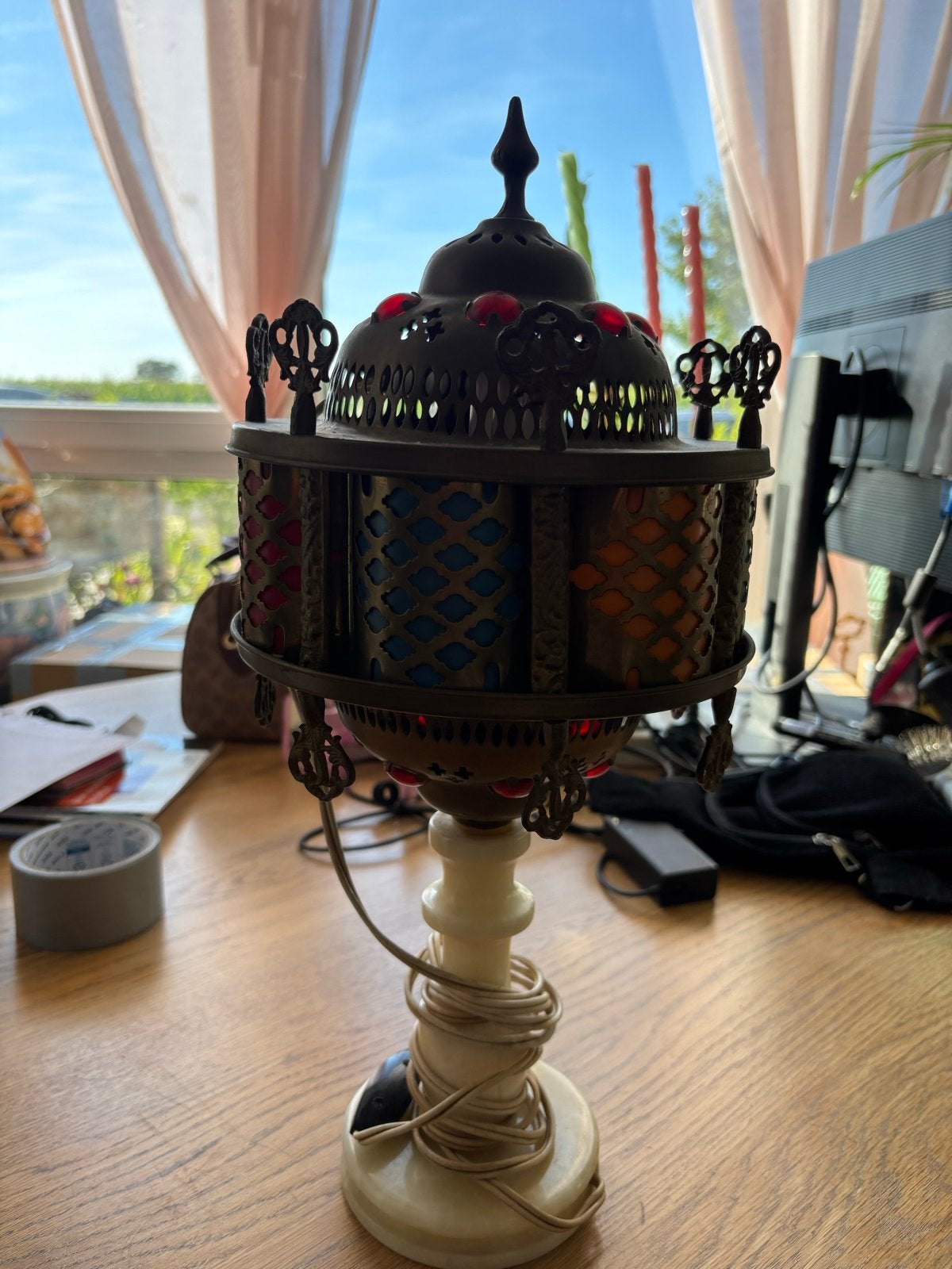 Oosterse Tafellamp met Gekleurd Glas, Antiek en Kunst, Antiek | Lampen, Ophalen