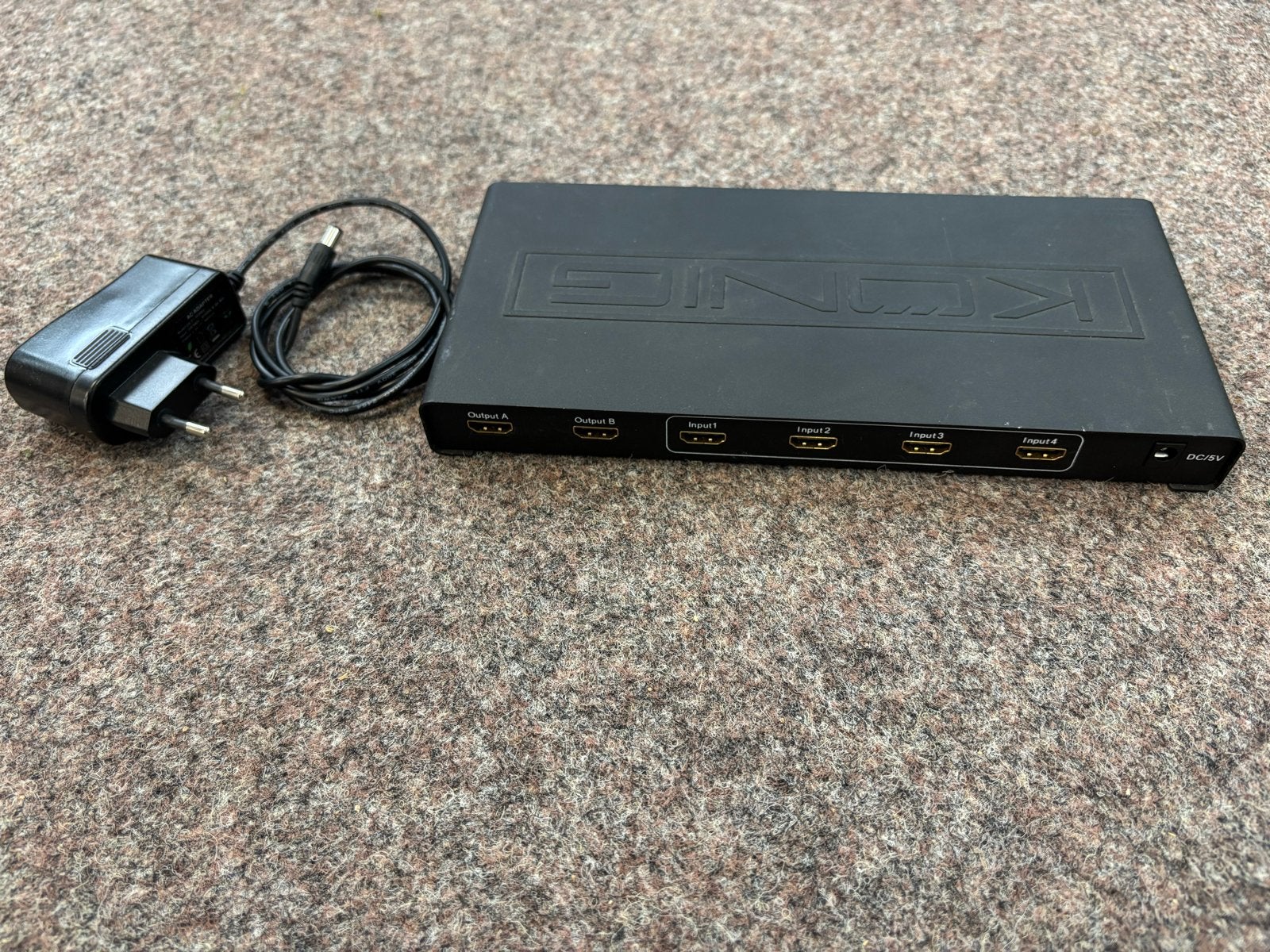König HDMI Switch 4 In 2 Uit met Voeding, Audio, Tv en Foto, Converters, Ophalen of Verzenden, Gebruikt