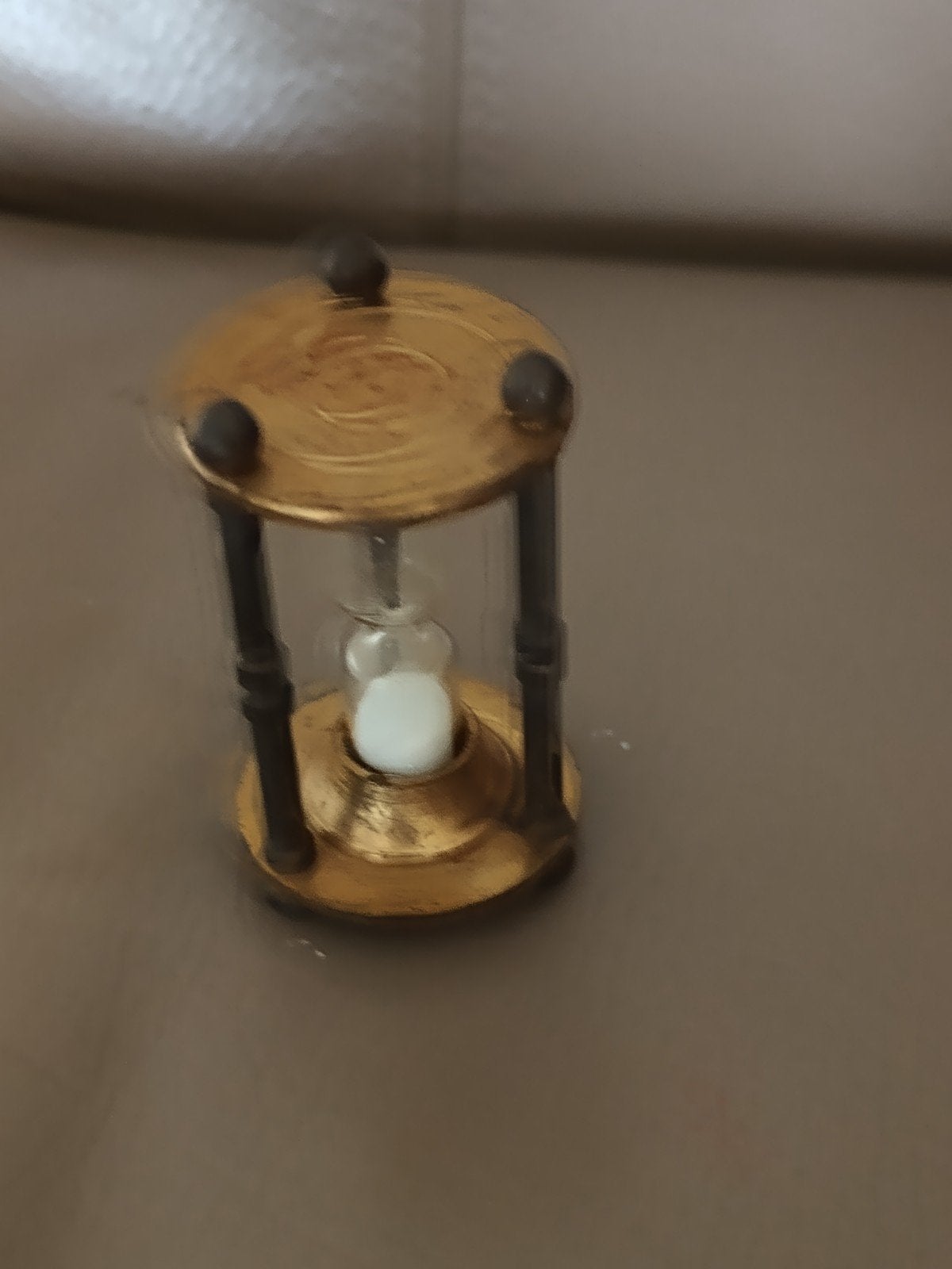 Vintage zandloper met messing frame, Ophalen of Verzenden