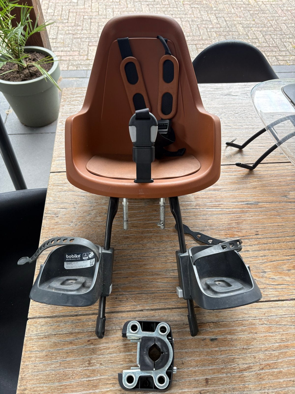 Bobike Mini ONE fietszitje voor, chocoladebruin, Fietsen en Brommers, Ophalen, Voetsteuntjes, Voorzitje, Zo goed als nieuw