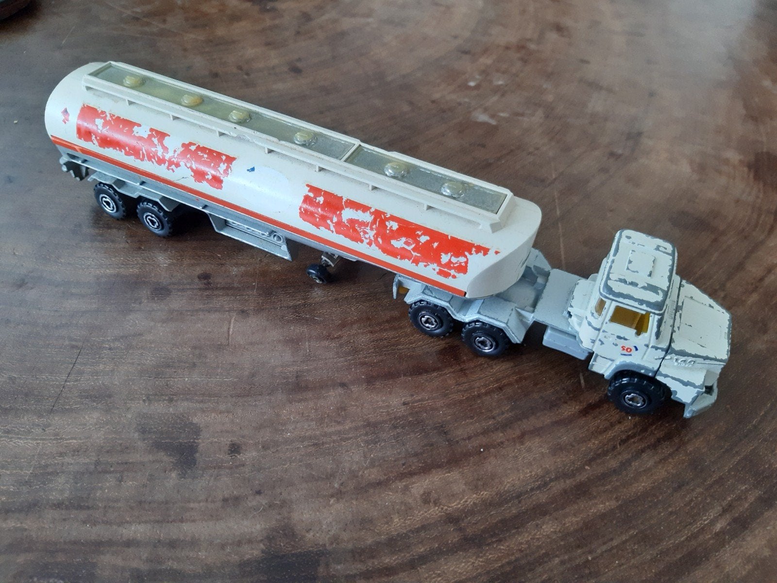Majorette Skania. Esso tankwagen, Ophalen of Verzenden, Gebruikt, Bus of Vrachtwagen