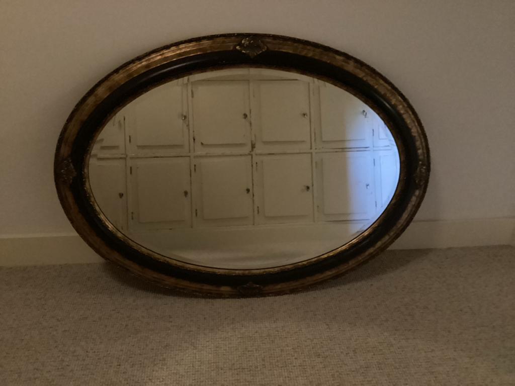 Ovale spiegel met sierlijke gouden lijst, Ophalen, Ovaal, 100 tot 150 cm, Minder dan 100 cm
