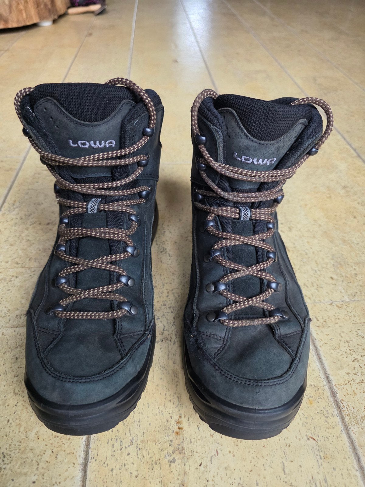 Lowa Renegade GTX mt 42,5 heren.Hiken, outdoor, wandelschoen, Ophalen of Verzenden, Schoenen