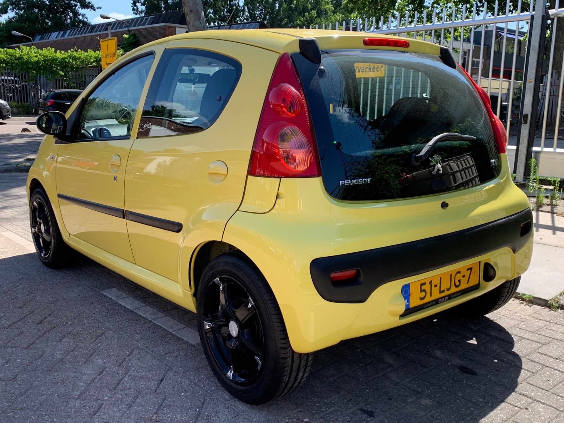 Peugeot 107 1.0-12V XS|133000KM|Airco|5 Deurs|, Voorwielaandrijving, Stof, Gebruikt, Zwart