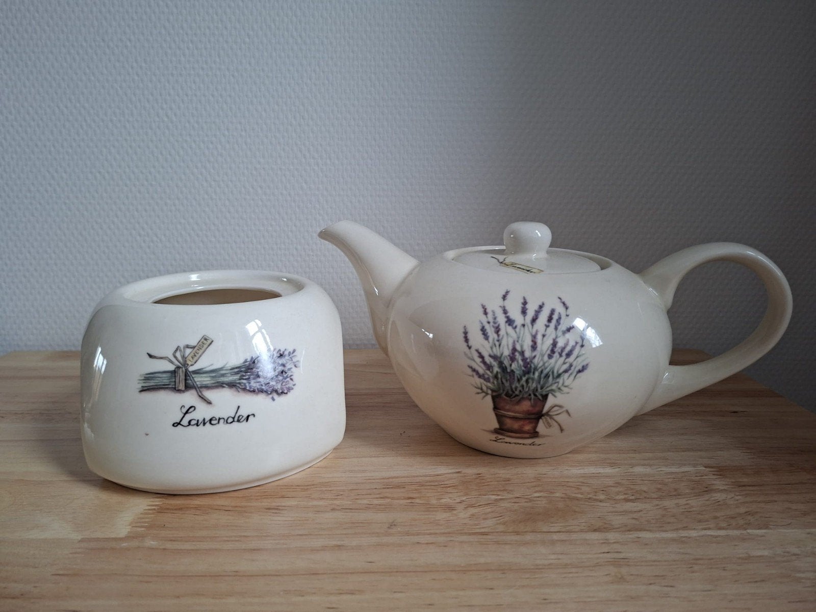 Jet ter steeg servies, Ophalen of Verzenden, Zo goed als nieuw, Aardewerk, Overige stijlen
