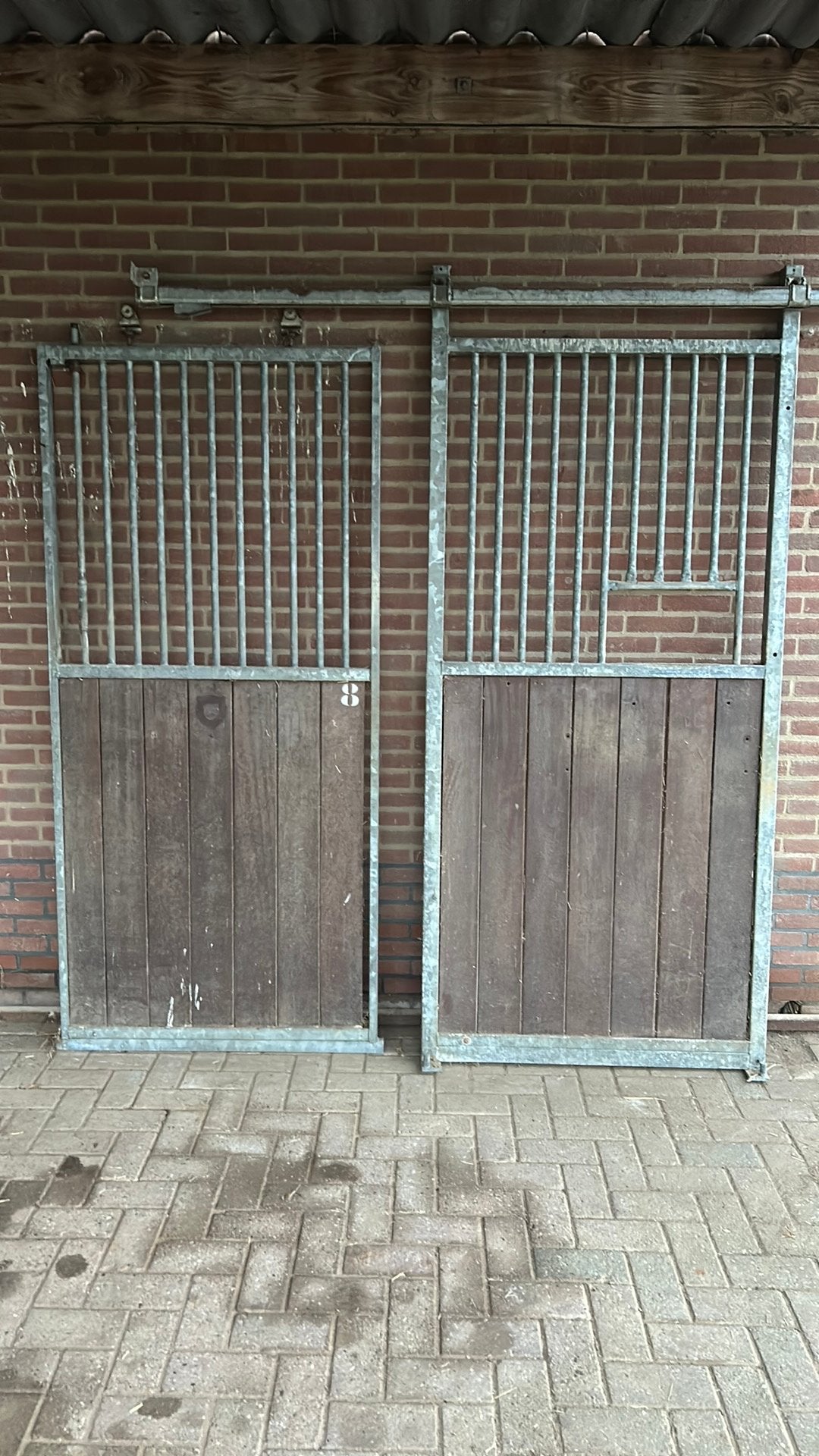 Stalwand 2,5m breed nog in goede staat