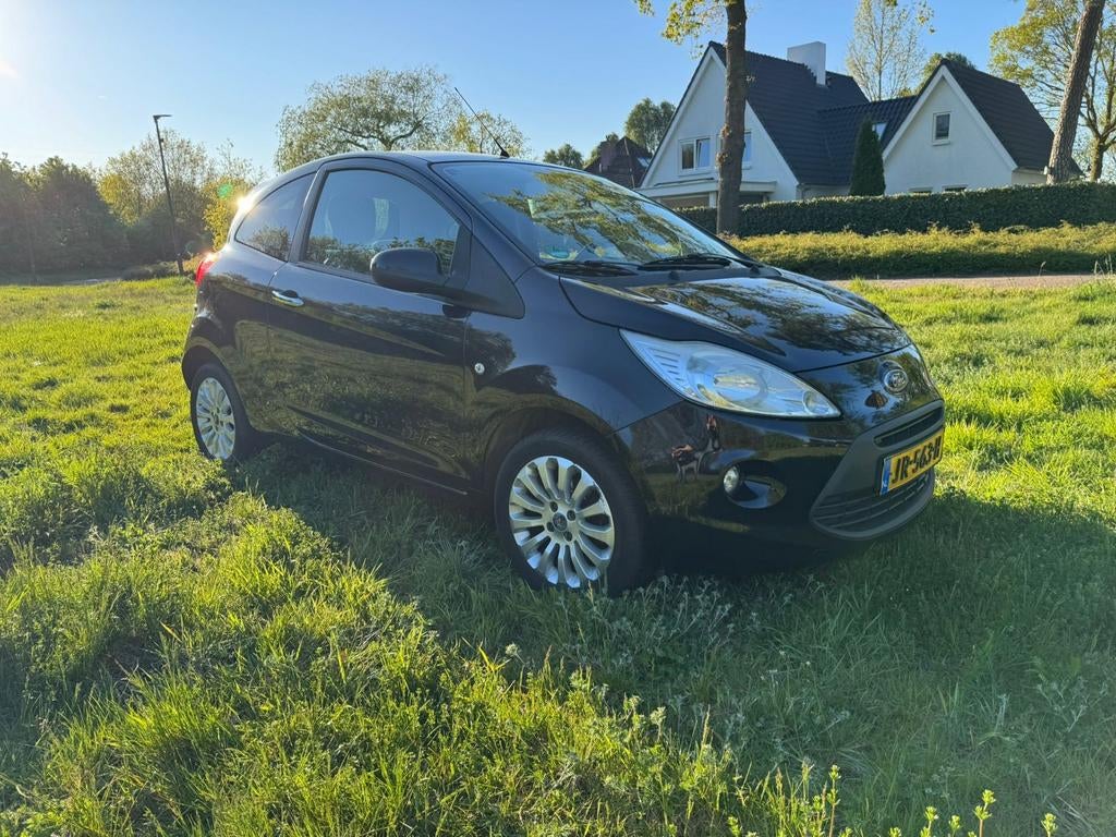 Ford Ka 1.2 51KW 2010 Zwart, Auto's, Ford, Particulier, Ka, Airbags, Airconditioning, Centrale vergrendeling, Elektrische ramen