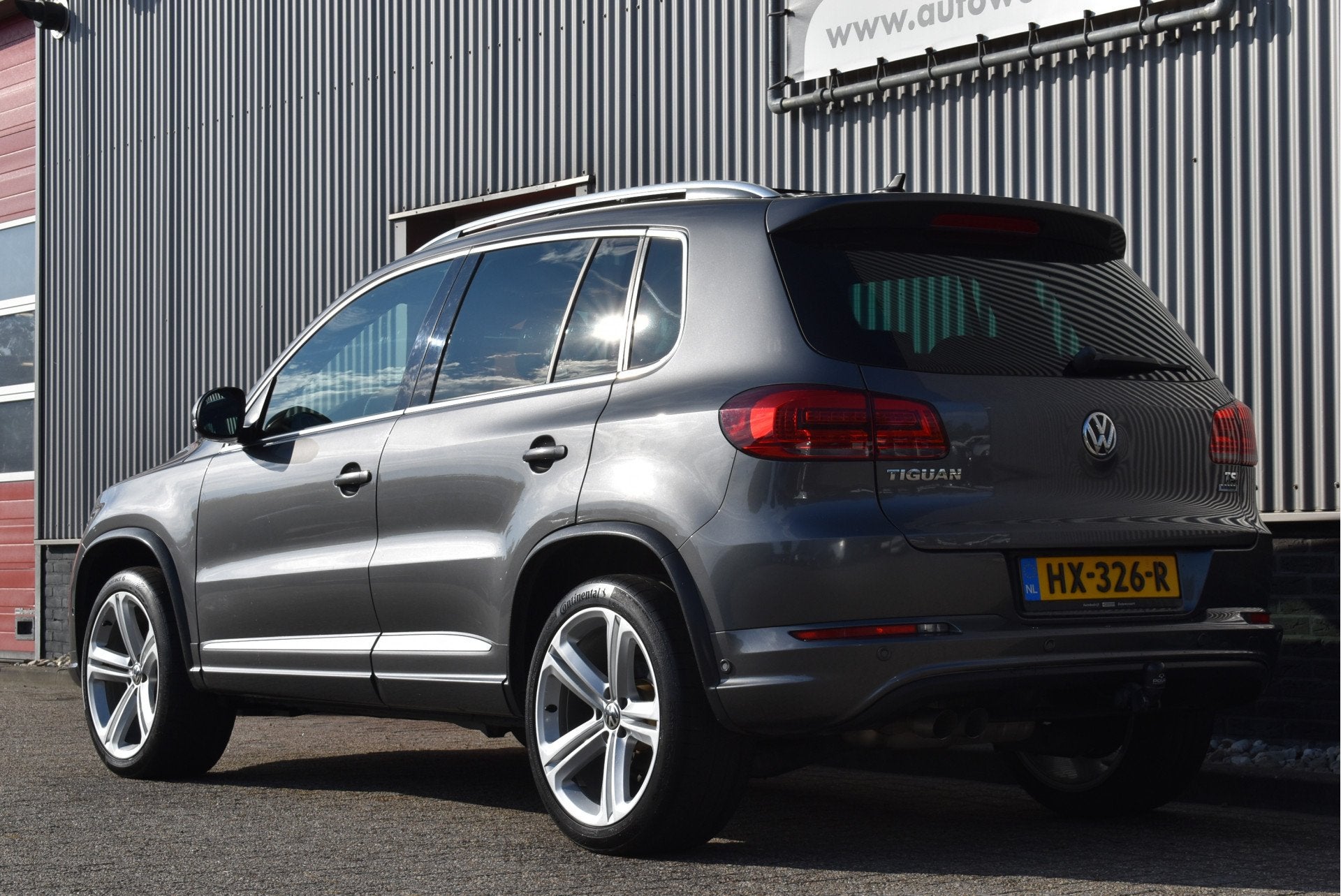 Volkswagen Tiguan 1.4 TSI R-Line Edition NL-auto, Panoramada, Voorwielaandrijving, Panoramadak, Gebruikt, Euro 6