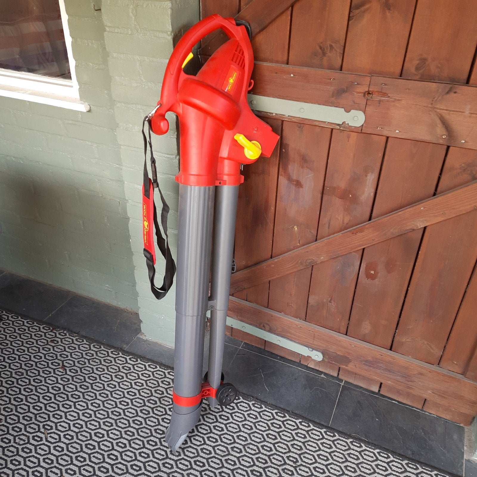 bladblazer merk WolfGarten LBV 2600E electrisch Zie plaatje, Tuin en Terras, Bladblazers, Ophalen, Gebruikt, Elektrisch