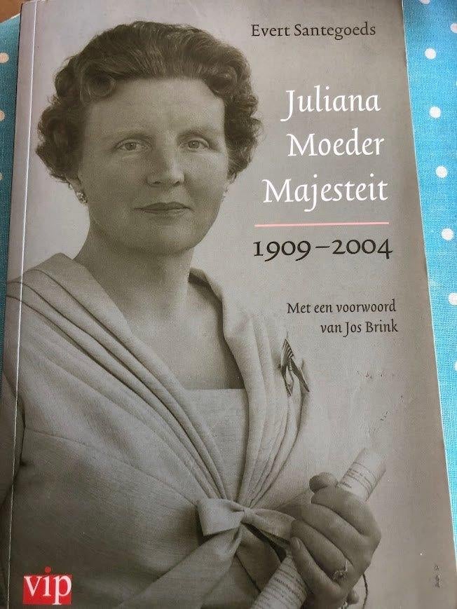 Juliana, moeder , majesteit 1909- 2004 - Evert Santegoeds, Ophalen of Verzenden, Zo goed als nieuw