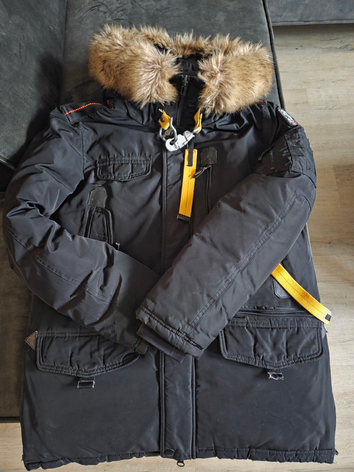 Orginele Parajumpers parka winterjas met bontkraag - Zwart, Ophalen, Zo goed als nieuw, Zwart