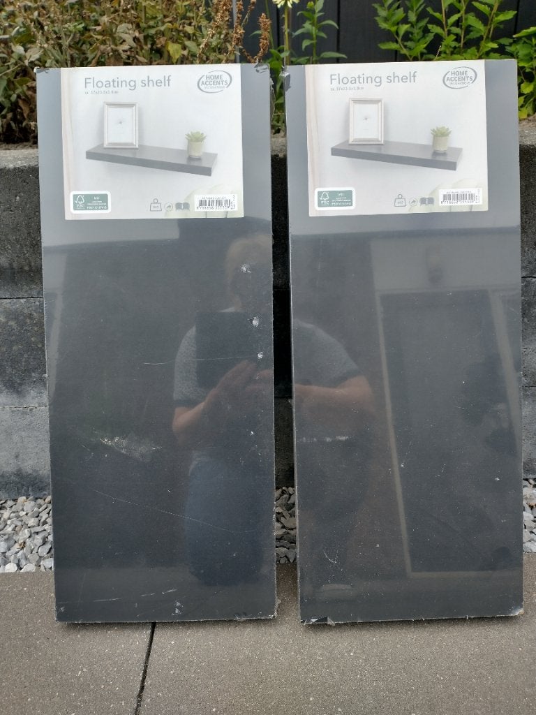 Twee wandplanken, Ophalen, Nieuw