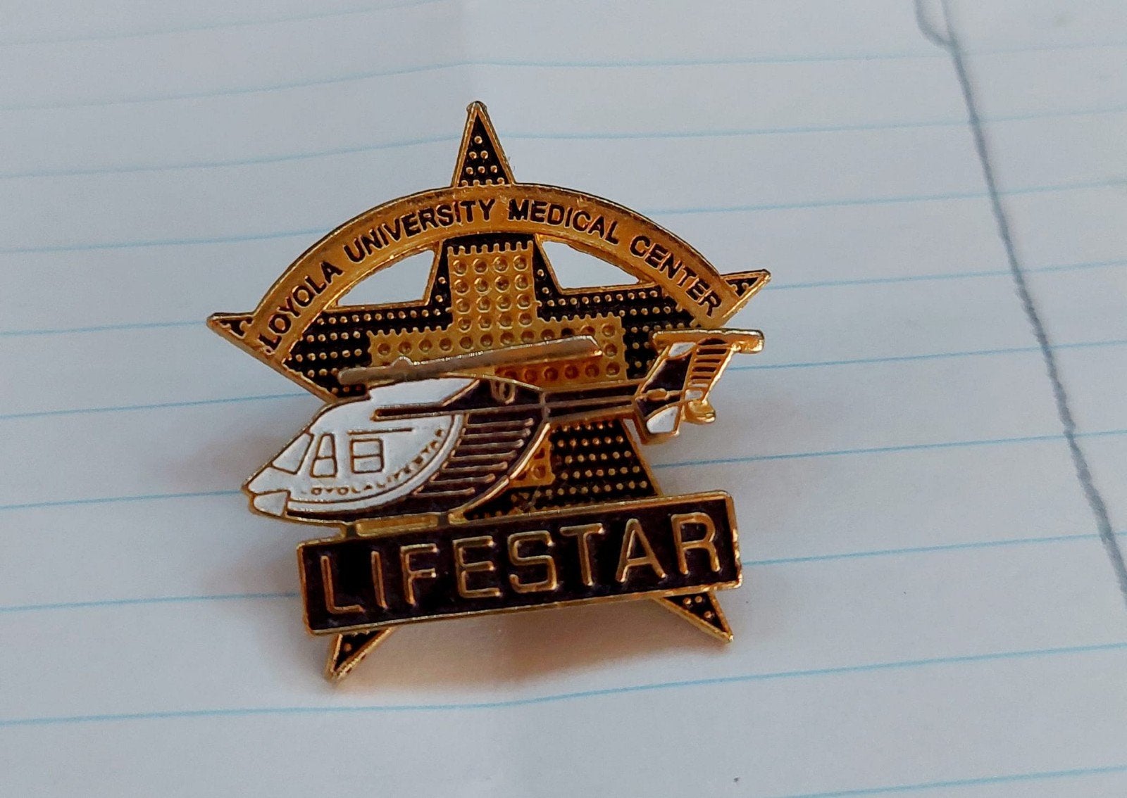 Loyola University Medical Center Lifestar Pin, Ophalen, Zo goed als nieuw, Overige onderwerpen, Speldje of Pin