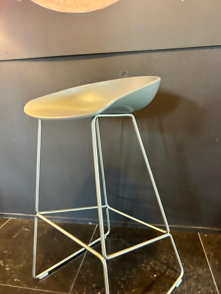 Hay AAS 38 barkruk, Huis en Inrichting, Barkrukken, 1 kruk, Ophalen, Nieuw, 60 tot 90 cm