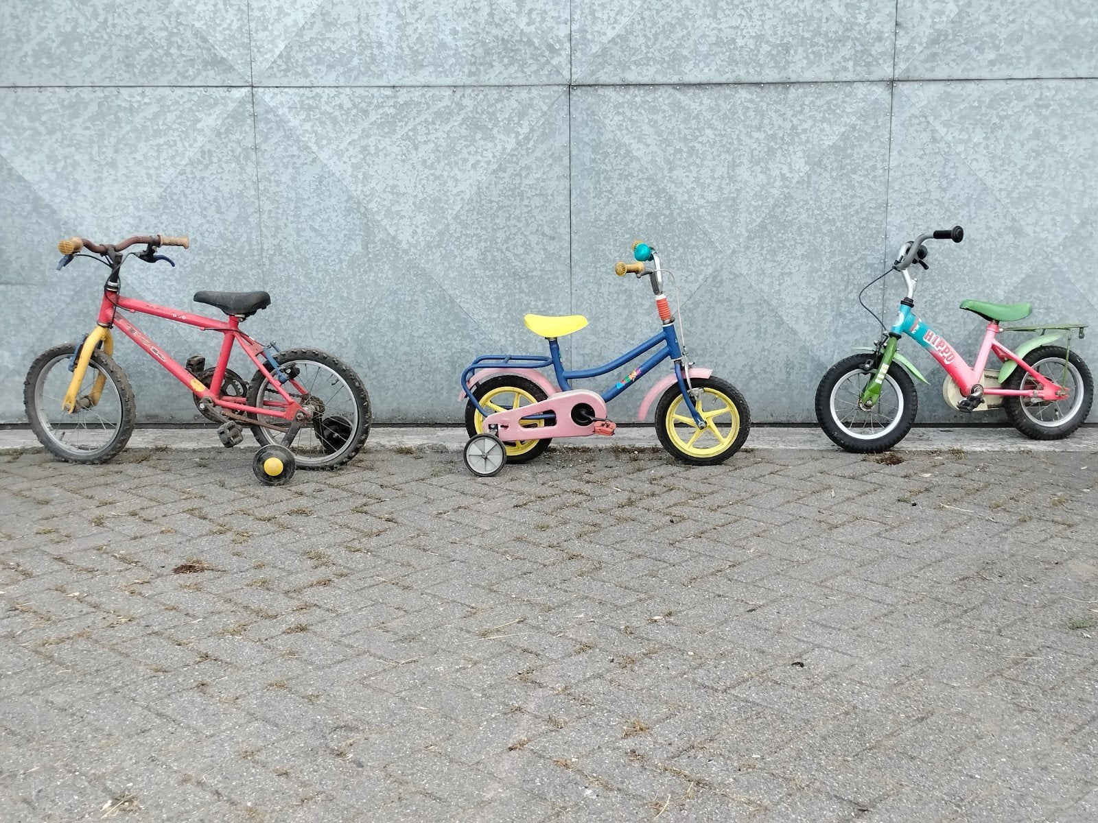 Diverse spullen gratis af te halen in Ell, Ophalen, Gebruikt, 20 inch of meer, Zijwieltjes
