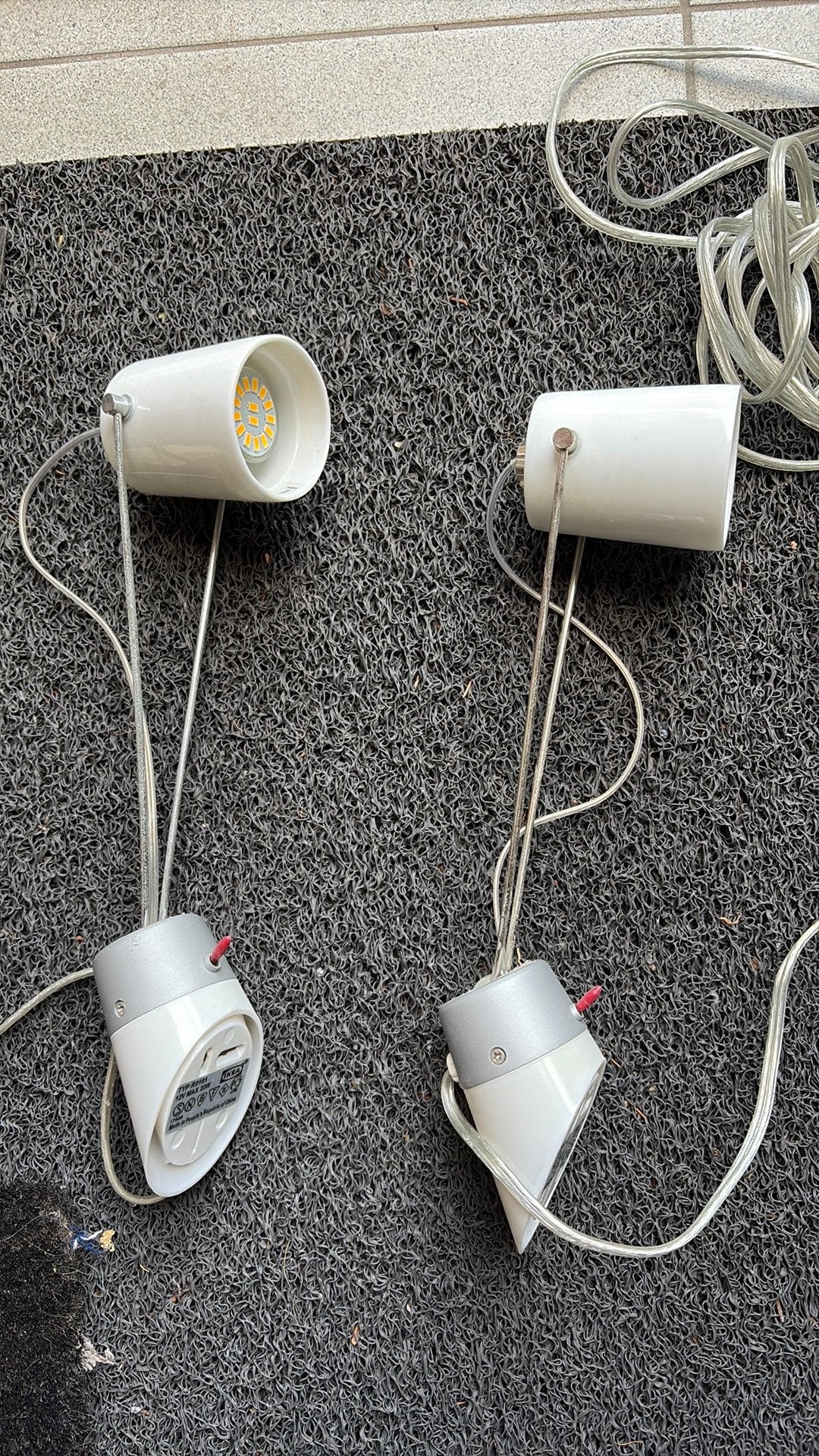 Wandlampjes IKEA. ISFALL (Glazen witmelkachtige kleur., Ophalen of Verzenden, Zo goed als nieuw