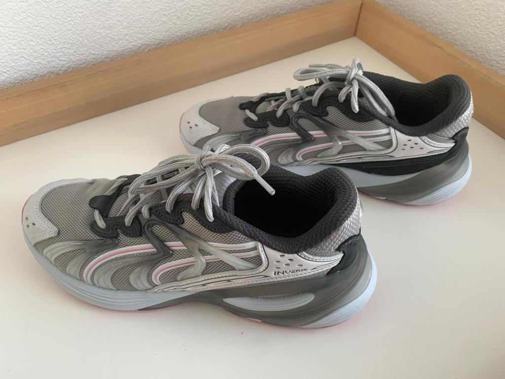 Puma INVERSE SHADES sneakers Grey/Silver/Pink - maat 42,5, Ophalen of Verzenden, Zo goed als nieuw, Grijs, Sneakers of Gympen