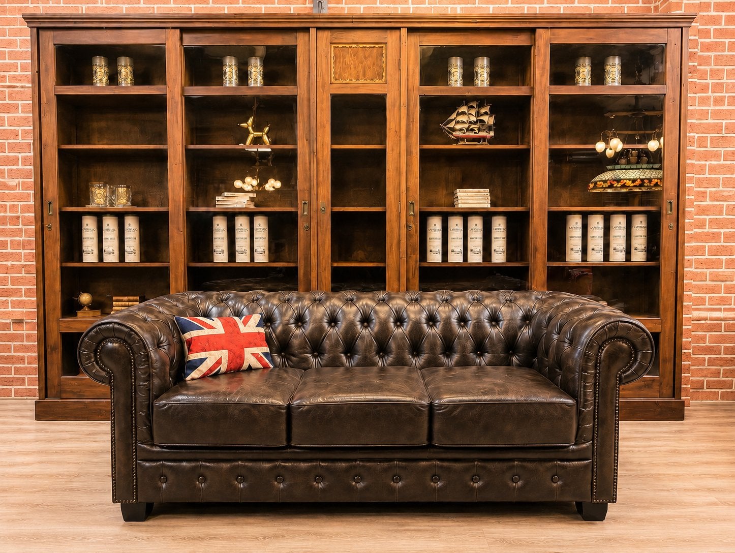 Birmingham Chesterfield 3 zits, Ophalen, Info@chesterfieldjunkie.nl, Gosem engelsstraat, Zo goed als nieuw