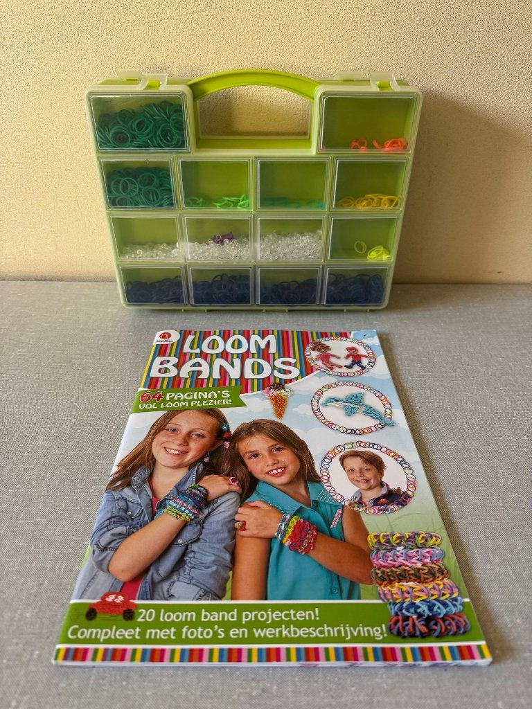 Sorteerbak met loombandjes haakjes en boek met voorbeelden, Overige thema's, Nieuw, Meerkleurig, Ophalen of Verzenden